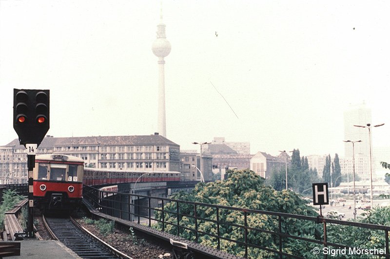 Bild: Ausfahrsituation Mitte der 1980er Jahre westlich von Jannowitzbrücke